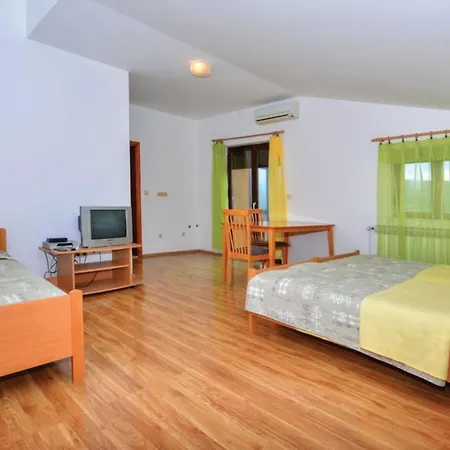 Sobe Melada 3* Trilj